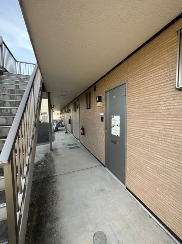 コーポラス丸山公園のロビー