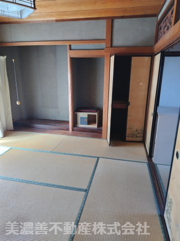 ６４９３７　岐阜市川部５丁目土地のその他