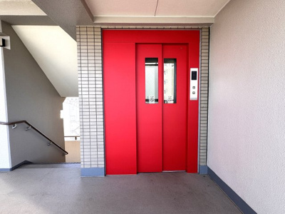 【その他共用部分】 | ステイツ武蔵野・東大和グランパサージュ | 所在階のエレベーターです。