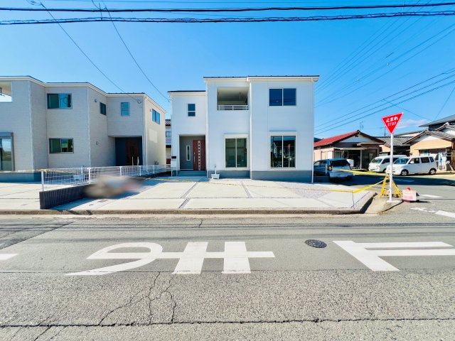 前橋市広瀬町の前面道路含む現地写真|車の通りも少なく駐車も楽々♪