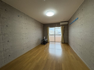 【居間・リビング】 | ワンルームアパートメントＵＥＨＩＲＡ