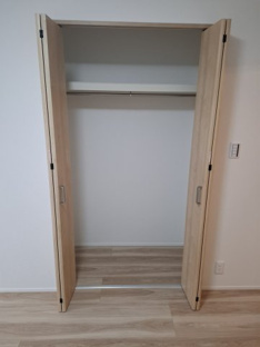 【収納】女子大前サンシャイン第２ 