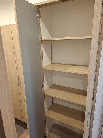 【収納】女子大前サンシャイン第２ 