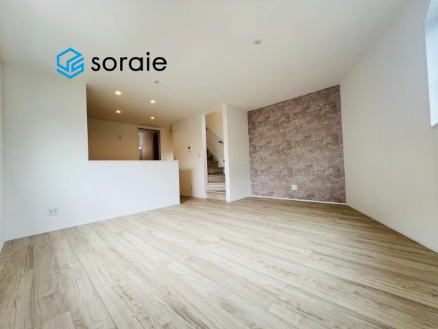 川越市稲荷町　新築戸建の居間・リビング