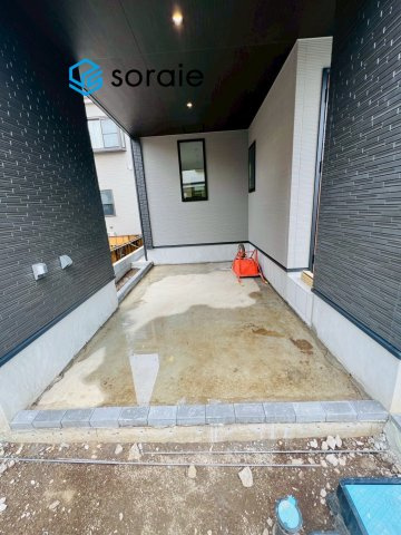 川越市稲荷町　新築戸建の駐車場