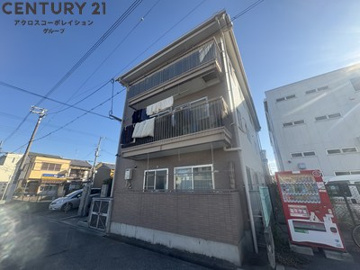 敷地内駐車場・駐輪場あり！
