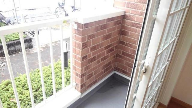【バルコニー】 | モンテラート | 外からの目が気にならないバルコニーで洗濯物が干せます