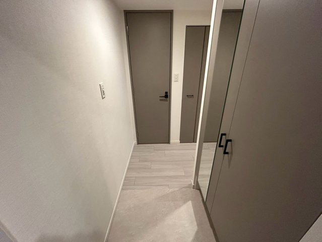 S-RESIDENCE阿波座bouncyの玄関
