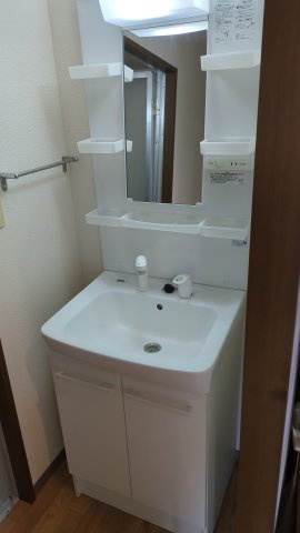 リヴェール湘南の洗面所