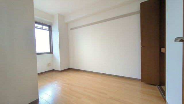 リヴェール湘南の寝室