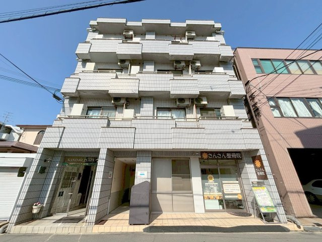 神崎プラザの外観