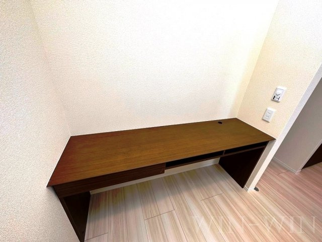D-square湊町の内装