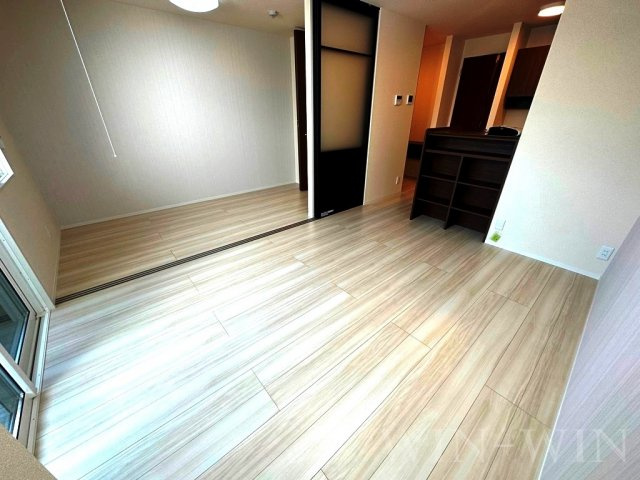 D-square湊町の居間・リビング