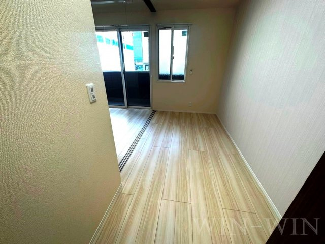 D-square湊町の寝室