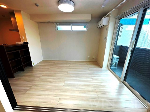 D-square湊町の居間・リビング