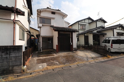 【駐車場】 | 合川永松貸家 | 駐車場有ります！