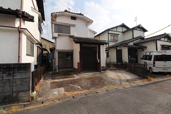 【駐車場】 | 合川永松貸家 | 駐車場有ります！