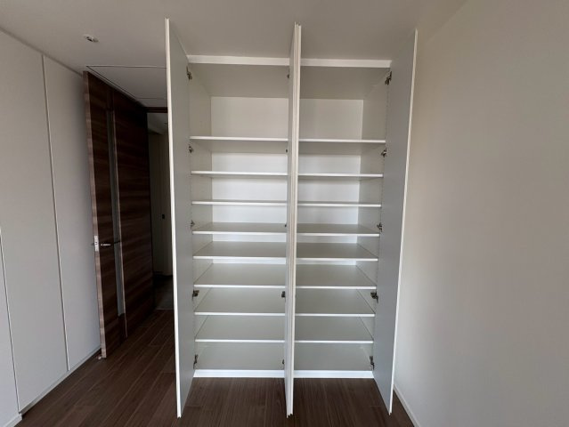 ＷＯＲＬＤ ＴＯＷＥＲ ＲＥＳＩＤＥＮＣＥの収納