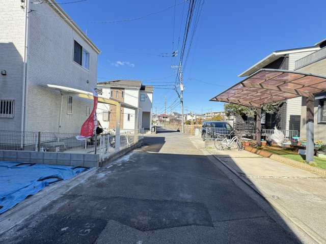 柏市柏新築戸建【柏第五小学校：10分】の前面道路含む現地写真|北側前面道路