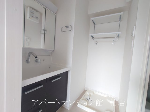 ココ　ラ　フェリーチェAの洗面所
