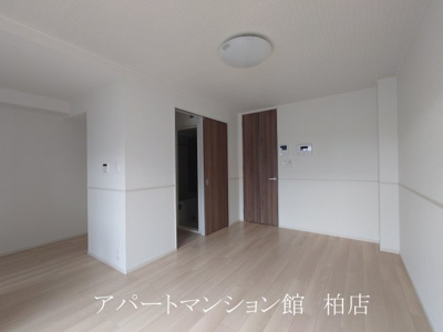 【居間・リビング】 | ココ　ラ　フェリーチェA