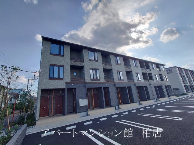 ココ　ラ　フェリーチェAの外観