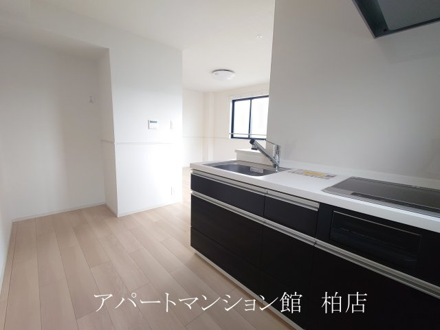 ココ　ラ　フェリーチェAのキッチン