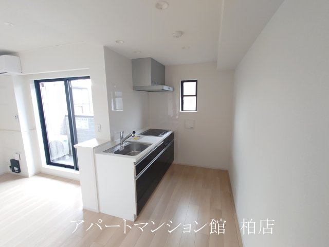 ココ　ラ　フェリーチェAのキッチン