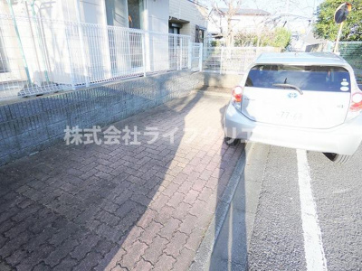 【駐車場】 | ブリージングタウン百草園