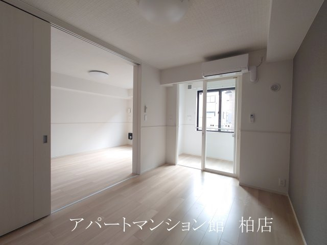ココ　ラ　フェリーチェBの居間・リビング