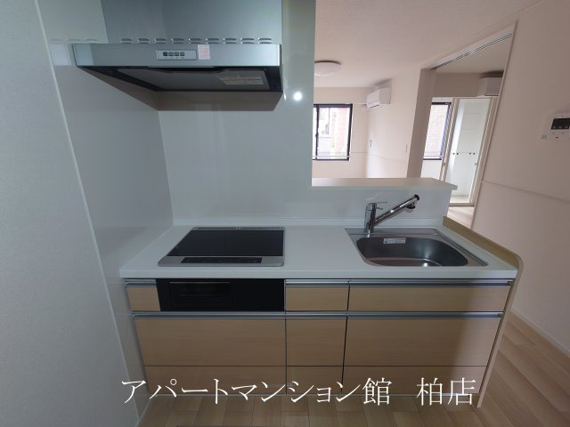 ココ　ラ　フェリーチェBのキッチン