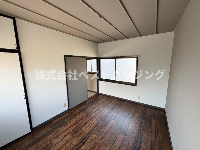 【洋室】 | 百合丘貸家 | 2F 6帖