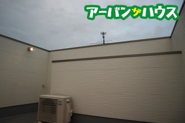 GRANDTIC 西崎