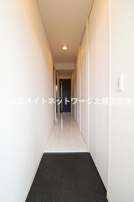 レジデンシィズ 東城 Eastの玄関|玄関
