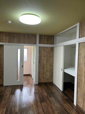 中野区上高田５丁目の一棟アパートの内装