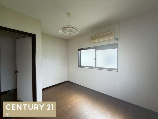 岩出市曽屋　中古戸建の洋室