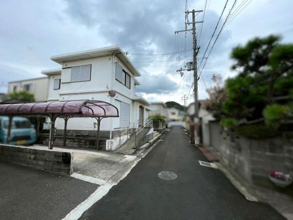和歌山市西浜　中古戸建の前面道路含む現地写真