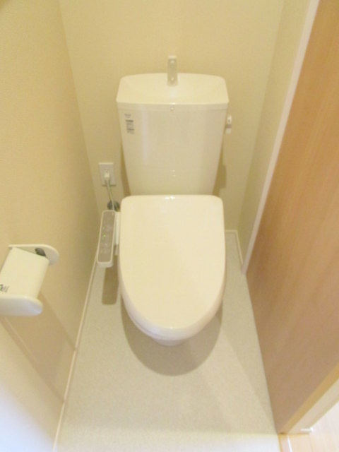 フローリア江戸川のトイレ|★温水洗浄便座★