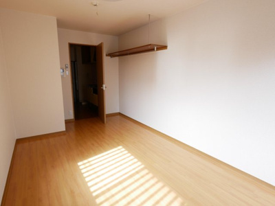 【洋室】 | フラッティ唐橋