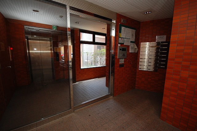 インポート久留米ルビーⅢのエントランス