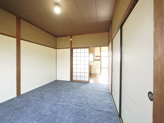 ハイツ大栄の和室|フローリングだけでなく、和室もあります