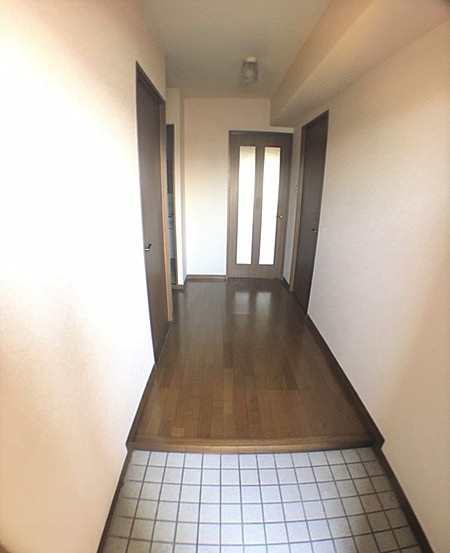 パティオ七夕【キャッシュバック対象物件】の玄関|きれいな玄関です