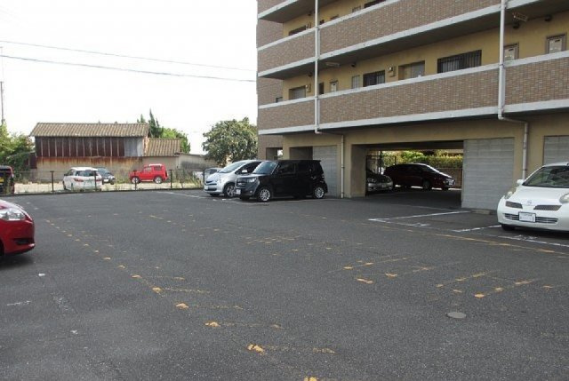 パティオ七夕【キャッシュバック対象物件】の駐車場|駐車場完備です