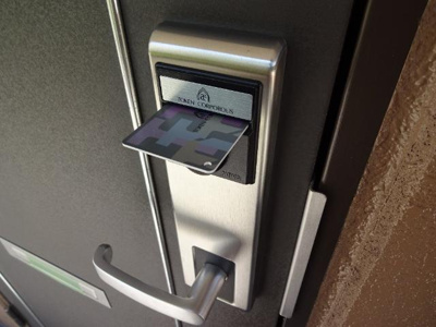 【玄関】 | コン・テ・パルティロ | 玄関