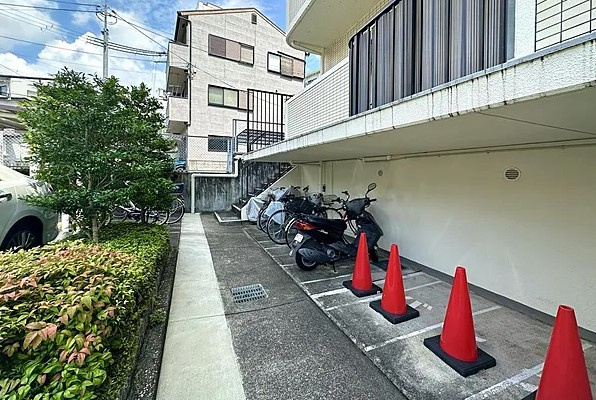 【駐輪場】 | K51283-ｺｽﾓ衣笠