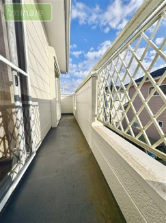 【収納】 | リフォーム履歴有　白子町八斗 | 日当たりの良いバルコニーは、お洗濯物も気持ちよく干せます♪