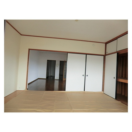 【寝室】 | グランドール大産