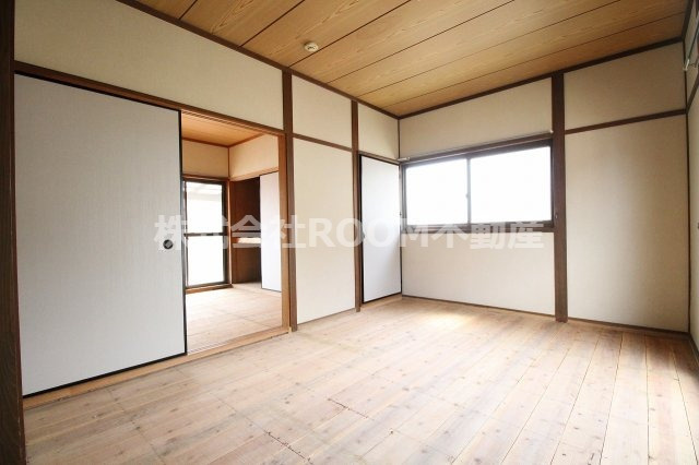 中西貸家(樺山3500-1)の和室