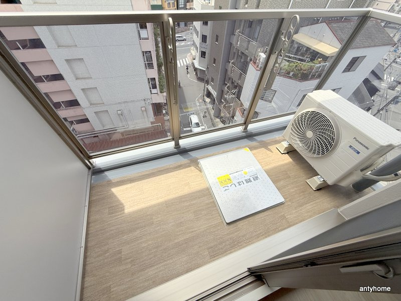 ArtizA京橋WEST　仲介手数料無料のバルコニー