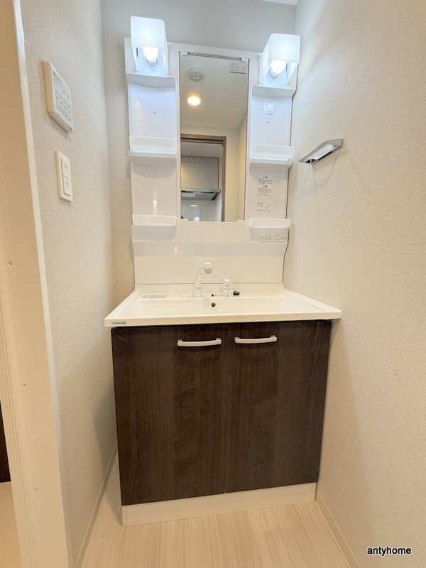 ArtizA京橋WEST　仲介手数料無料の洗面所